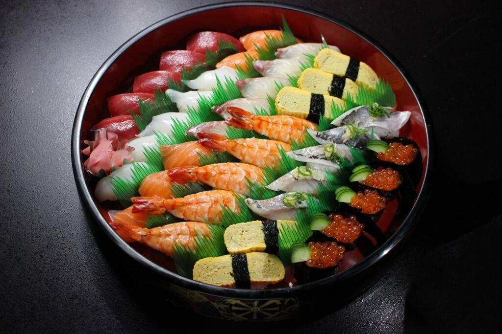 Sushi House Shingu Exterior foto